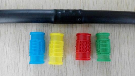 Máquina de fabricação de tubo de irrigação por gotejamento redondo do cilindro embutido